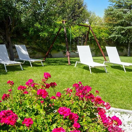 Villa Pallotta Luxury B&B Cerignola Exteriör bild