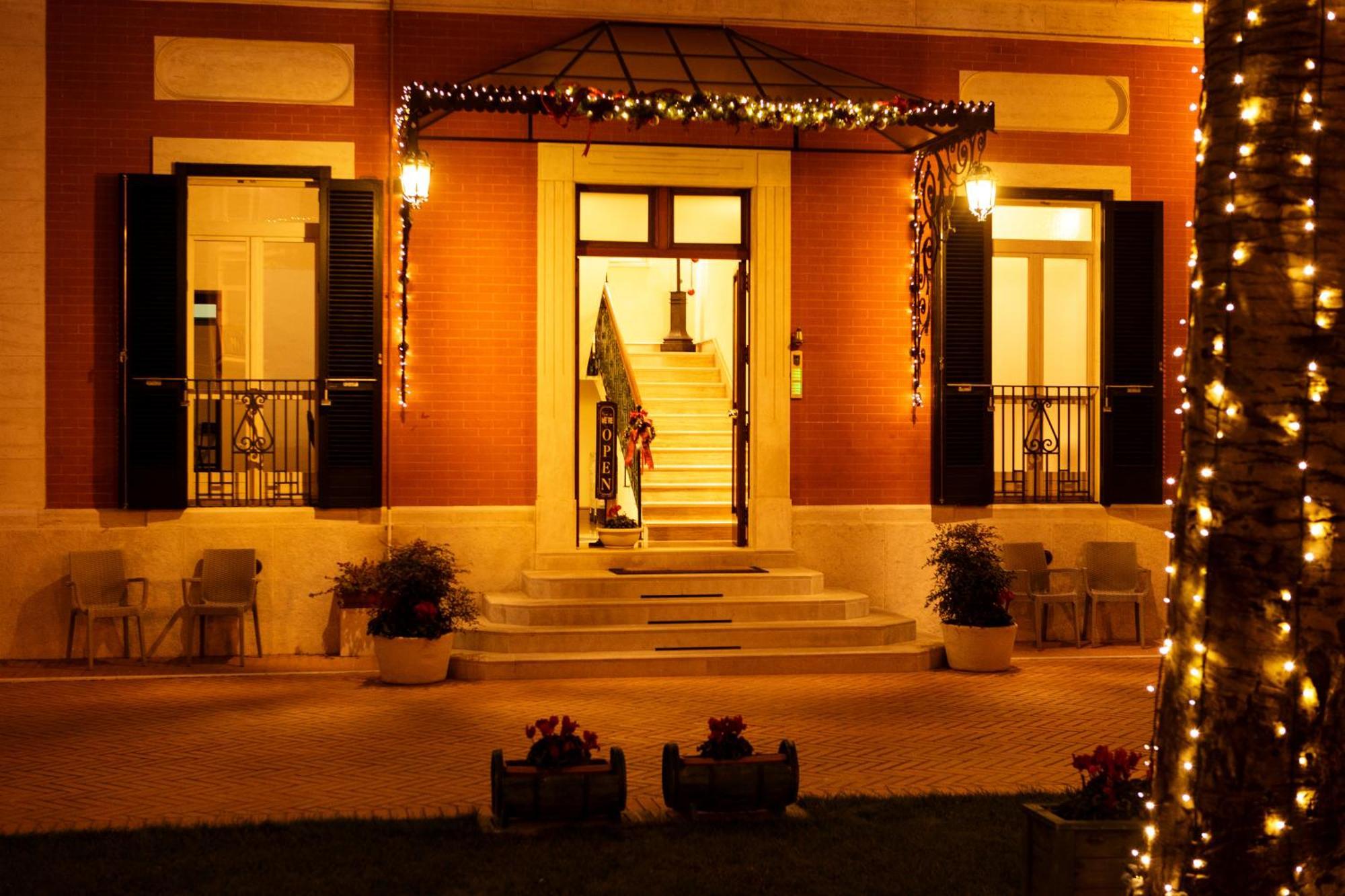 Villa Pallotta Luxury B&B Cerignola Exteriör bild
