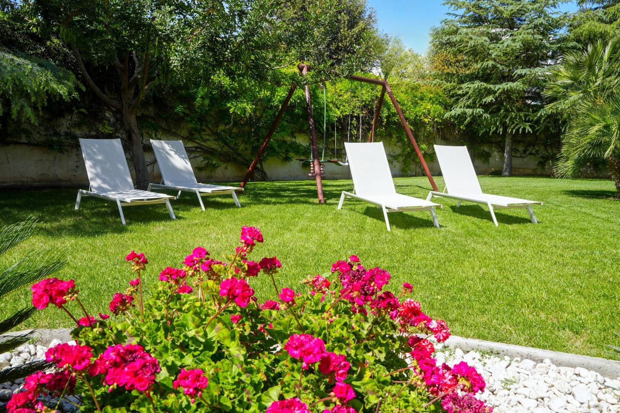 Villa Pallotta Luxury B&B Cerignola Exteriör bild